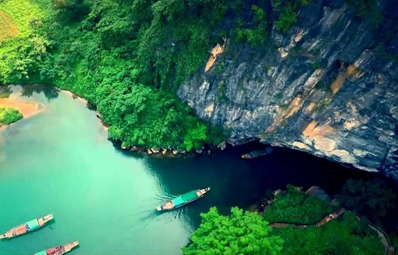 Phong Nha cave in Quang Binh Phong Nha cave in Quang Binh